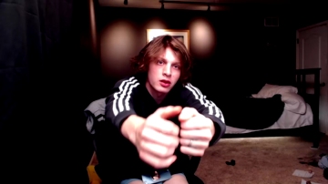 Jimmylol42  17-10-2021 video yang